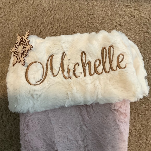 Brand New Pink Fur Stocking - Picture 3 of 3